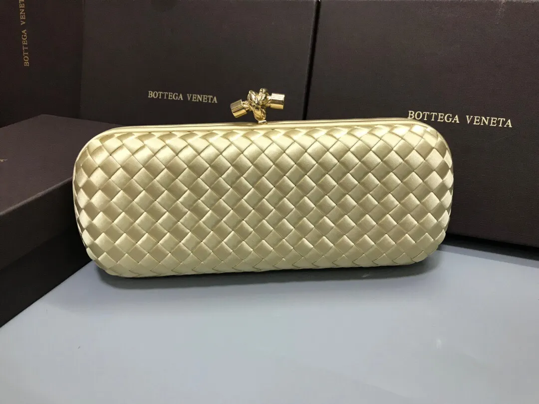 Style No. (8651), upgraded version of full silk evening bag inside and outside~~~INTRECCIATO woven IMPERO STRETCH KNOT clutch bag, hand-woven silk, smooth satin piping, Intrecciato engraved metal buckle, silk satin lining. Large size: 25cm*10cm*5cm